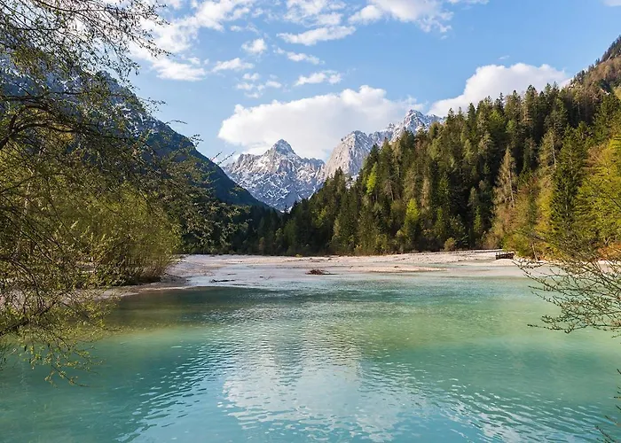 Vakantiehuis Ela - 2 *